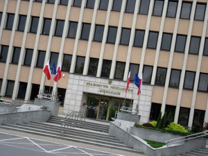 Sąd Okręgowy w Lublinie zdecydował o wszczęciu postępowania lustracyjnego wobec sekretarza siedleckiego powiatu. 