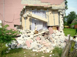 Zniszczony dom po wybuchu Fot.JD
