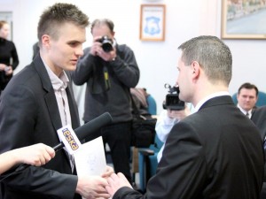 Tomasz Jaszczuk podczas uroczystości w siedleckim magistracie Fot. AB
